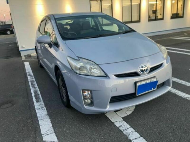 PRIUS-1