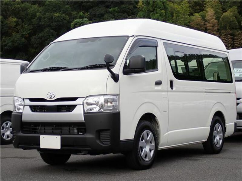 HIACE VAN-1