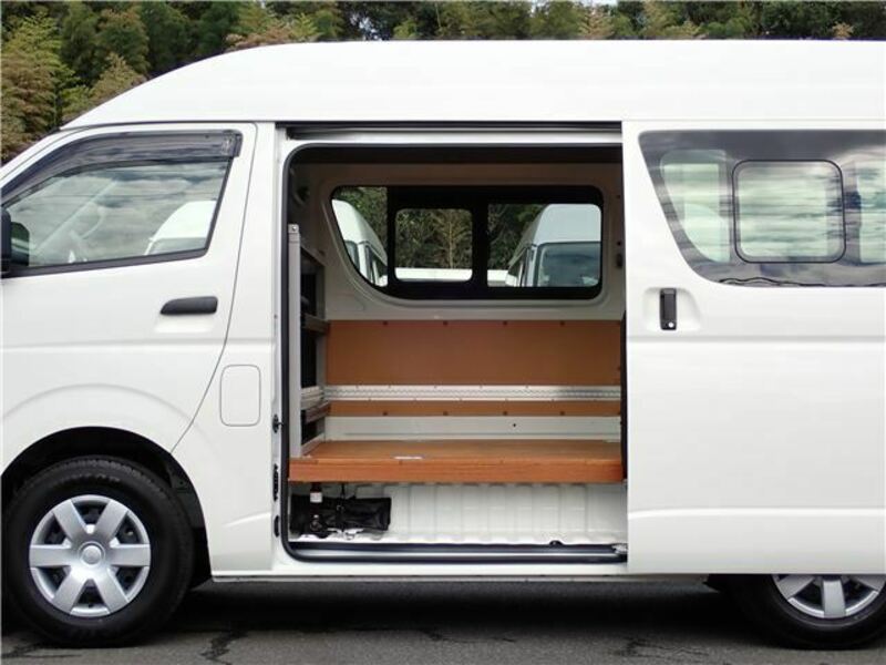 HIACE VAN-32