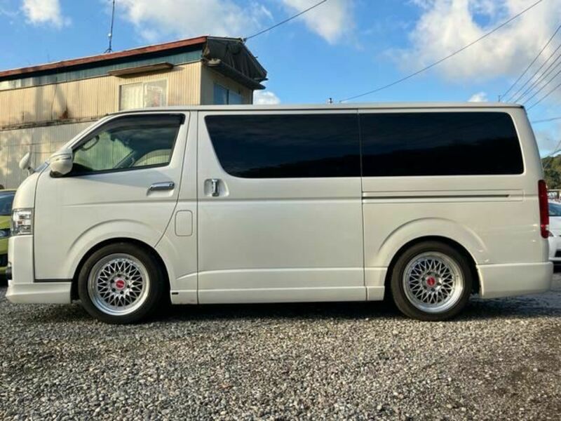 HIACE VAN-3