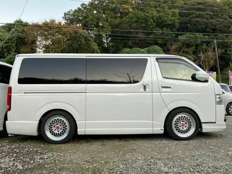 HIACE VAN-7