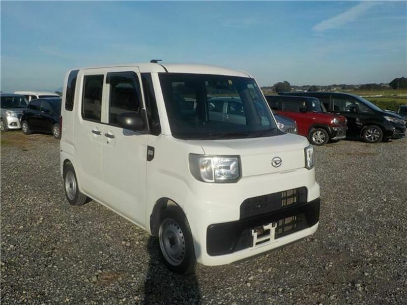 DAIHATSU　HIJET CADDIE