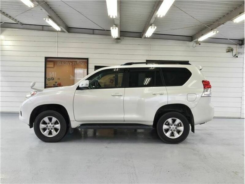 LAND CRUISER PRADO-4