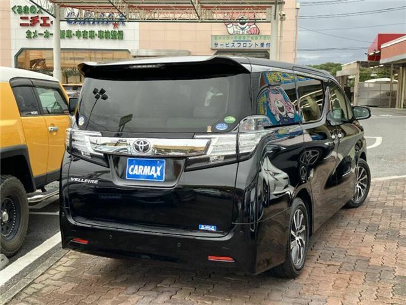 VELLFIRE-1