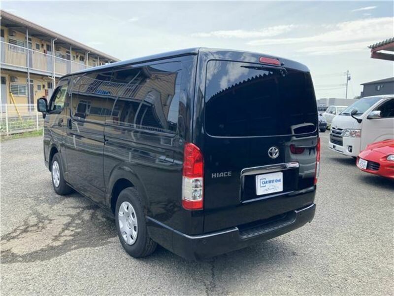 HIACE-12