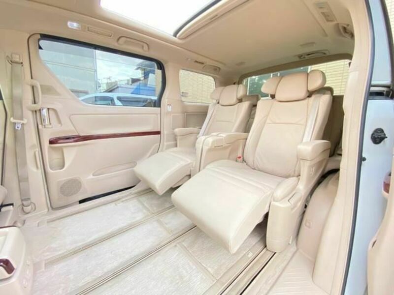 ALPHARD-21