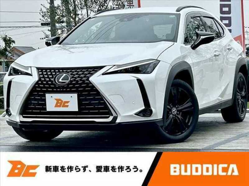 LEXUS　UX