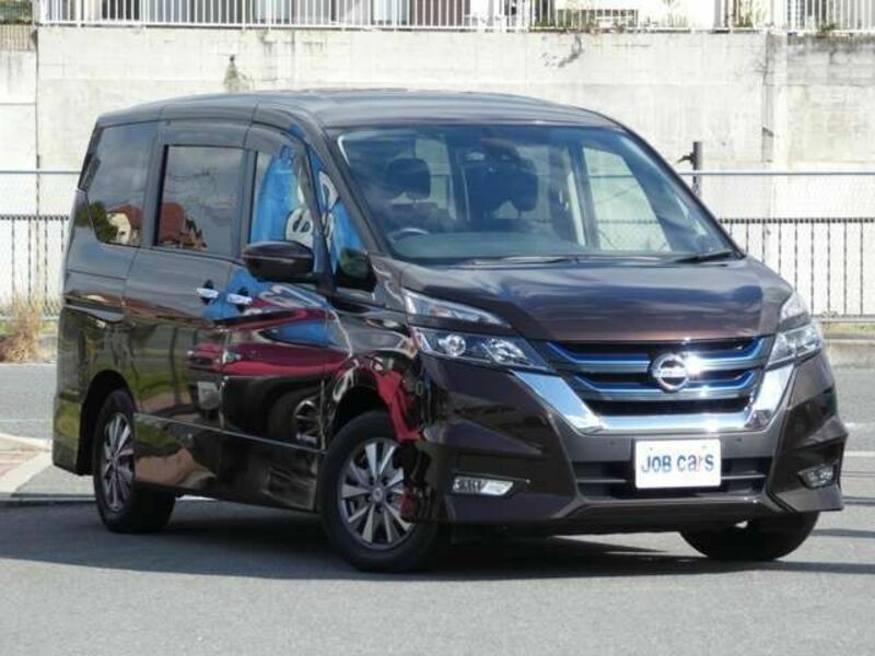 NISSAN　SERENA