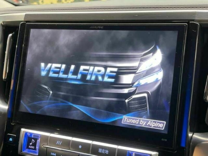 VELLFIRE-4