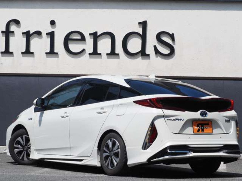 PRIUS PHV-12