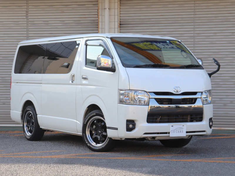 HIACE VAN