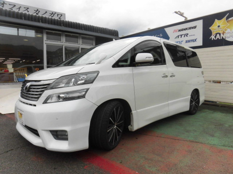 VELLFIRE-3