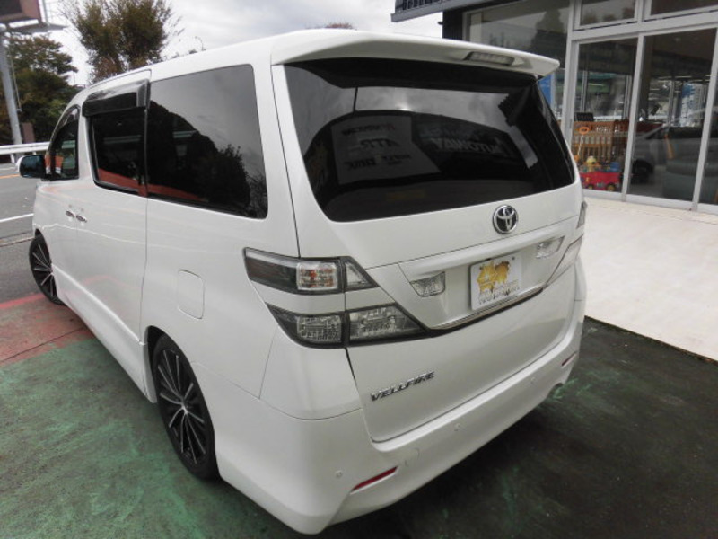 VELLFIRE-2