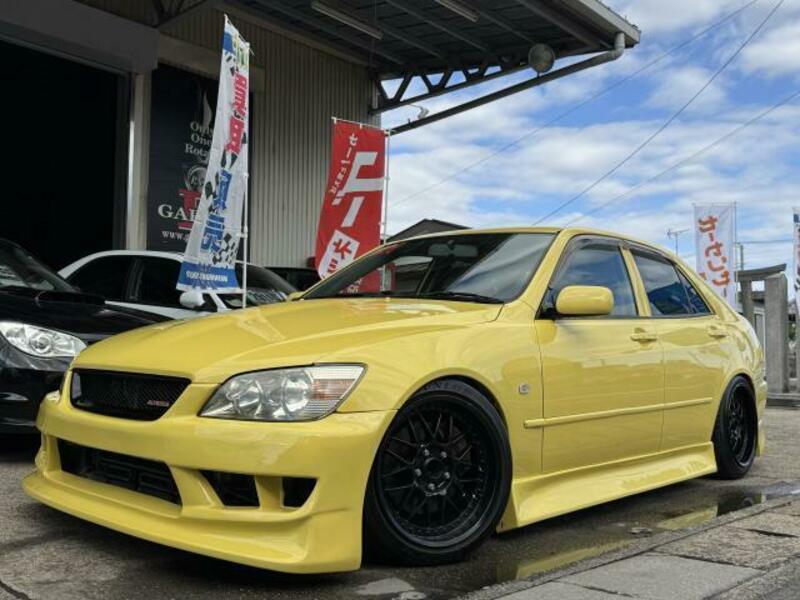 TOYOTA　ALTEZZA