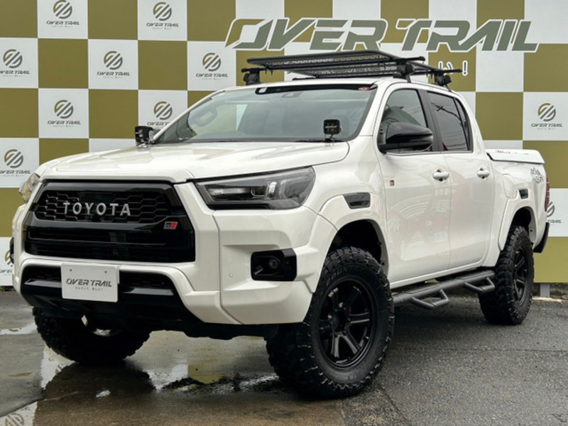 TOYOTA　HILUX