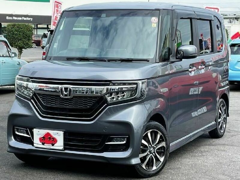 HONDA　N BOX CUSTOM