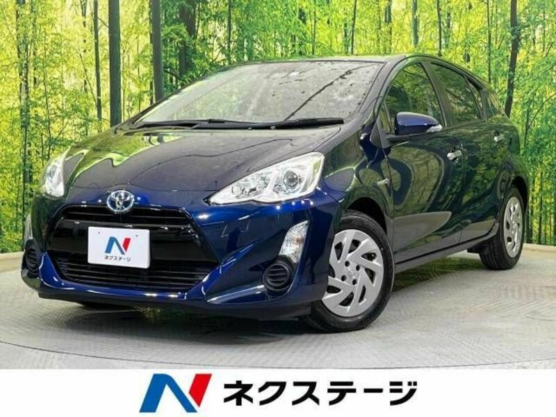 TOYOTA　AQUA