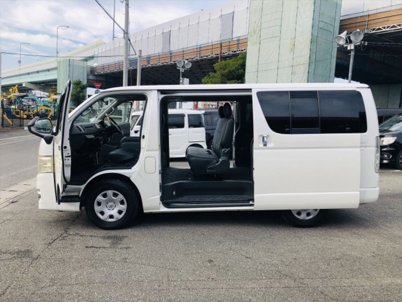 HIACE VAN-10