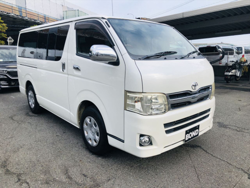 HIACE VAN-19