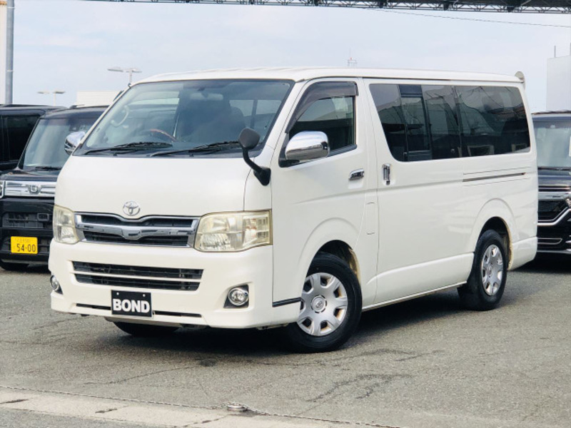 HIACE VAN