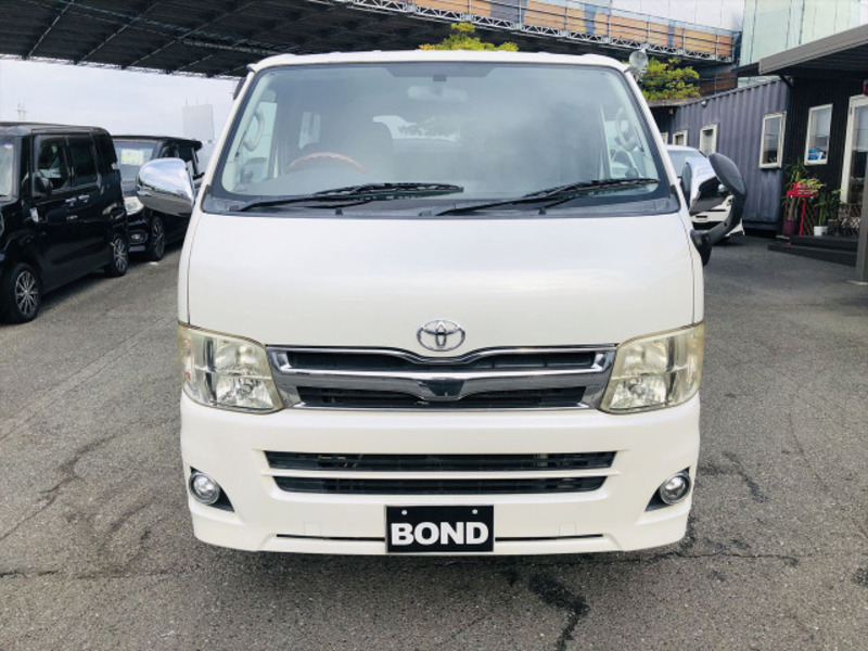 HIACE VAN-12