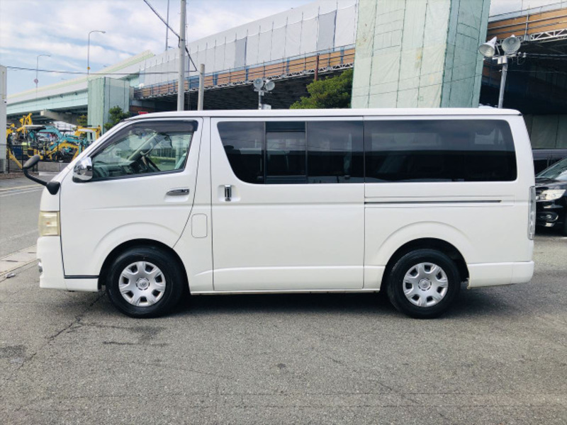 HIACE VAN-14