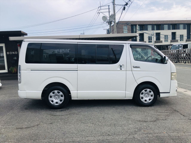 HIACE VAN-18