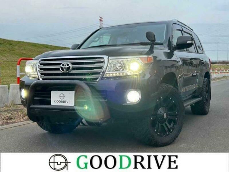 TOYOTA　LAND CRUISER