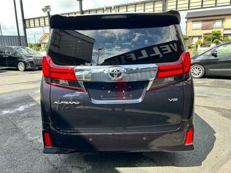 ALPHARD-12