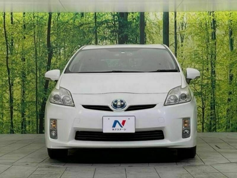 PRIUS-13