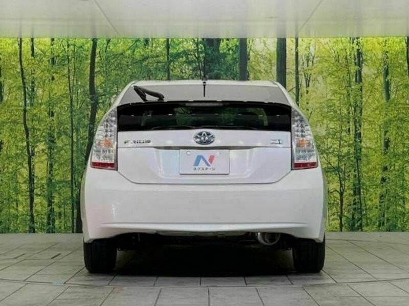 PRIUS-14