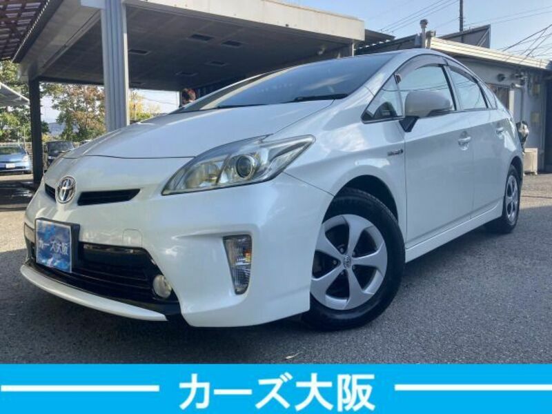 TOYOTA　PRIUS