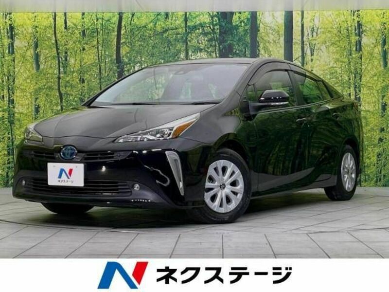 TOYOTA　PRIUS