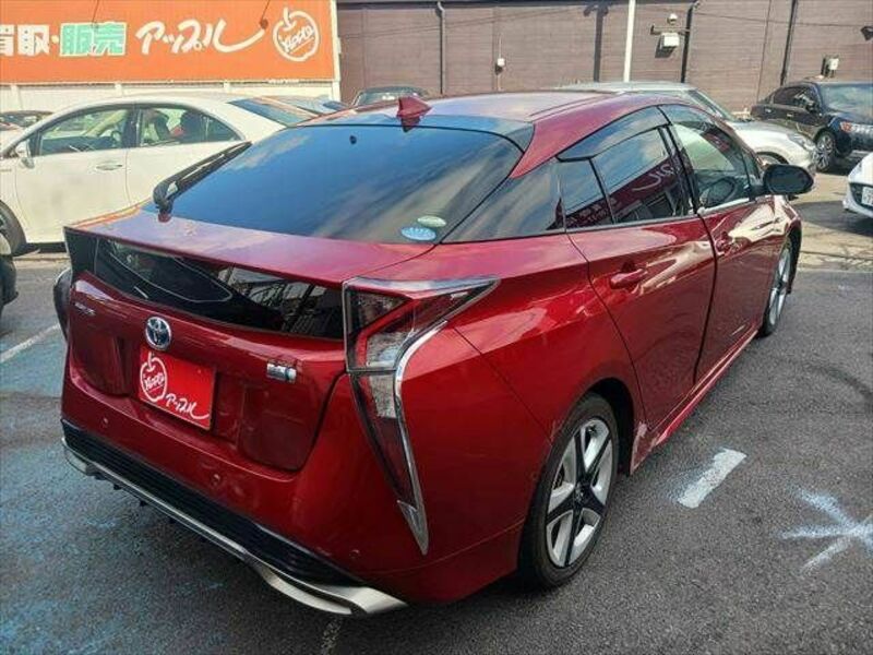 PRIUS-16