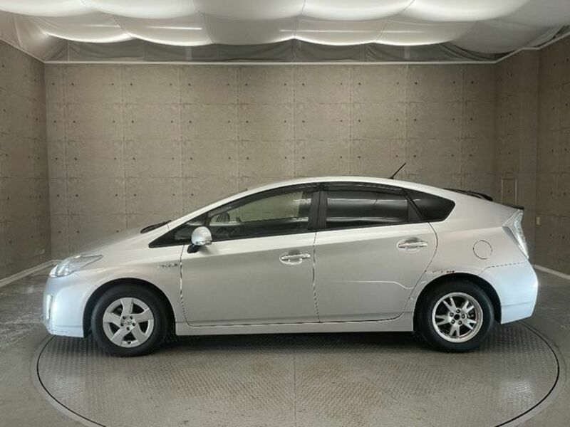 PRIUS-7