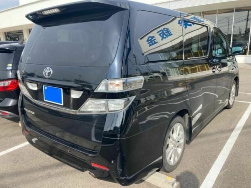 VELLFIRE-5