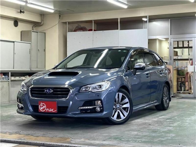 SUBARU　LEVORG