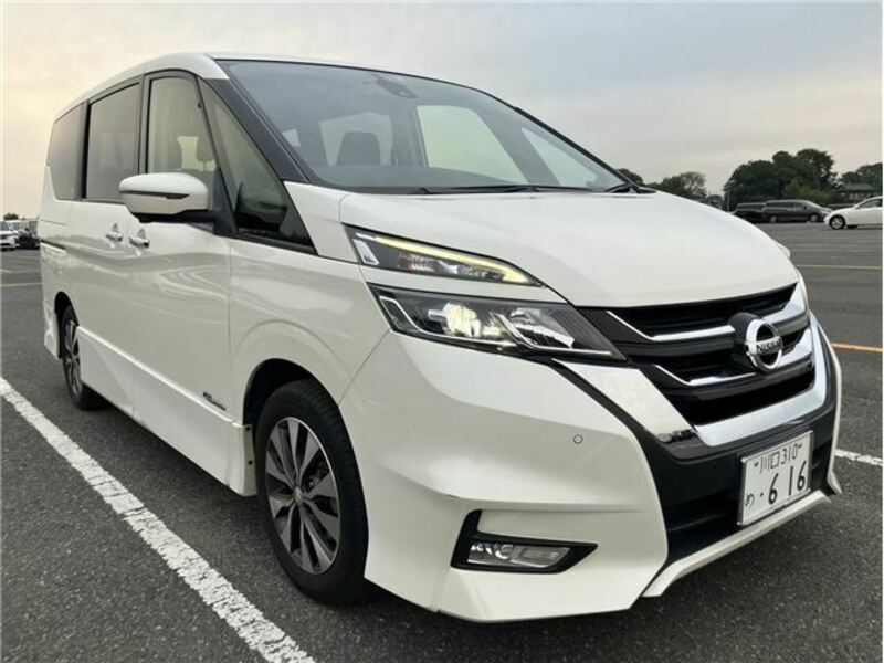 NISSAN　SERENA