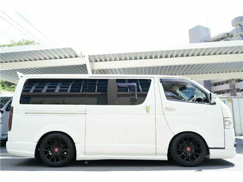 HIACE VAN-14