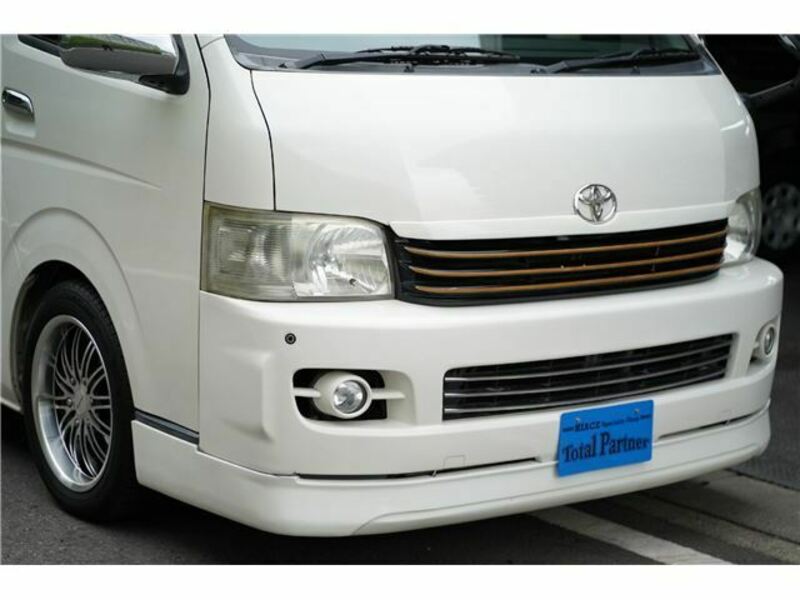 HIACE-9