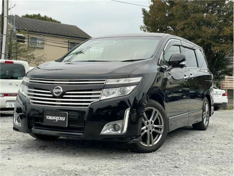 NISSAN　ELGRAND