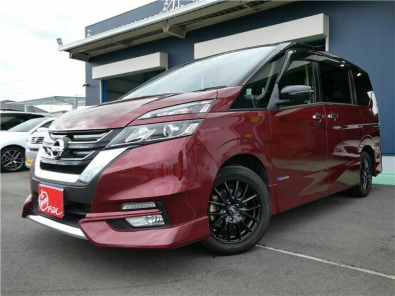 NISSAN　SERENA