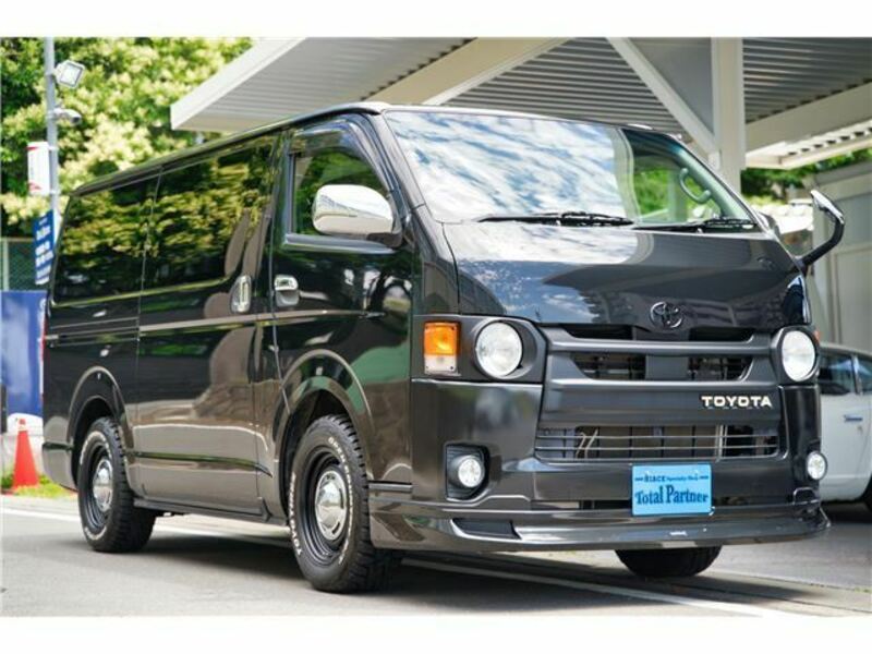 HIACE VAN