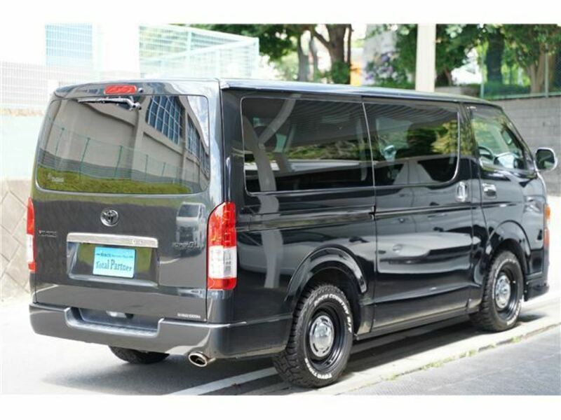 HIACE VAN-17