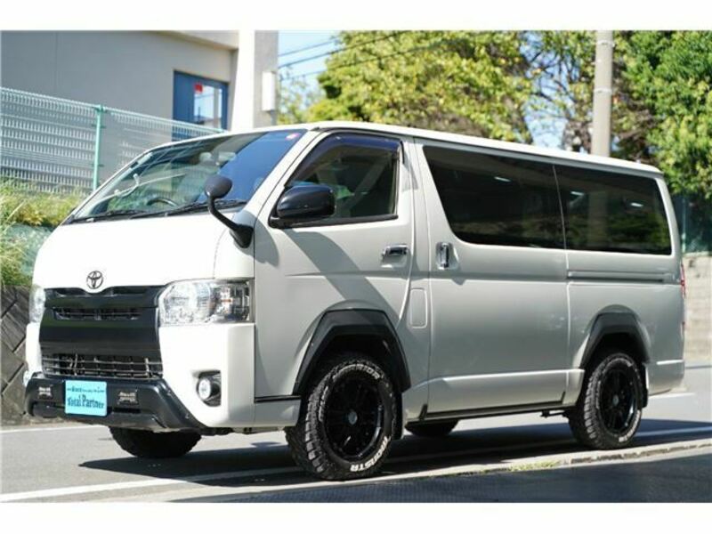 HIACE VAN-3