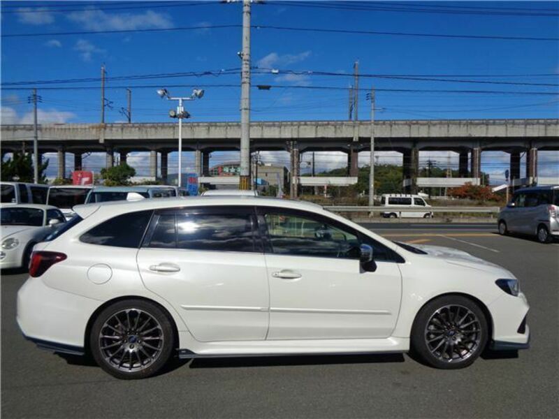 LEVORG-10