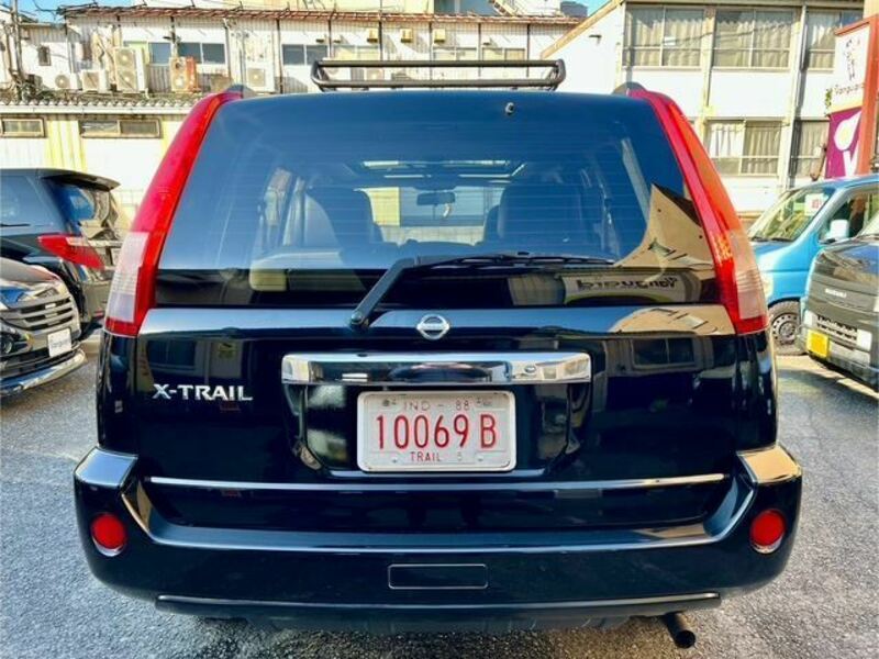 X-TRAIL-9