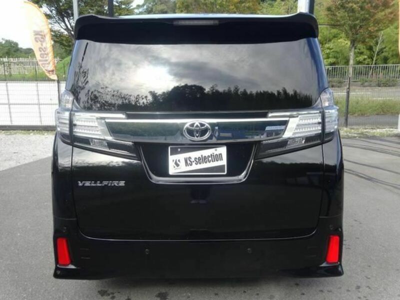 VELLFIRE-4