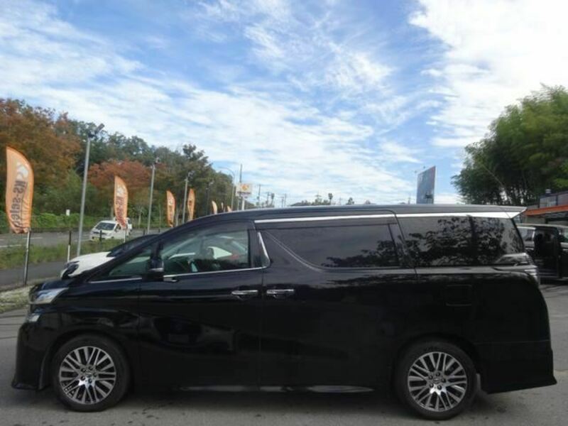 VELLFIRE-6