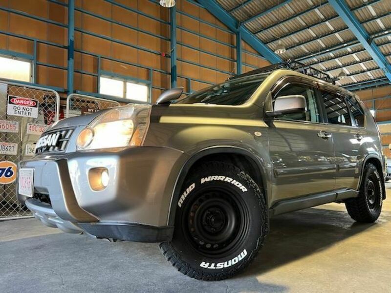 X-TRAIL